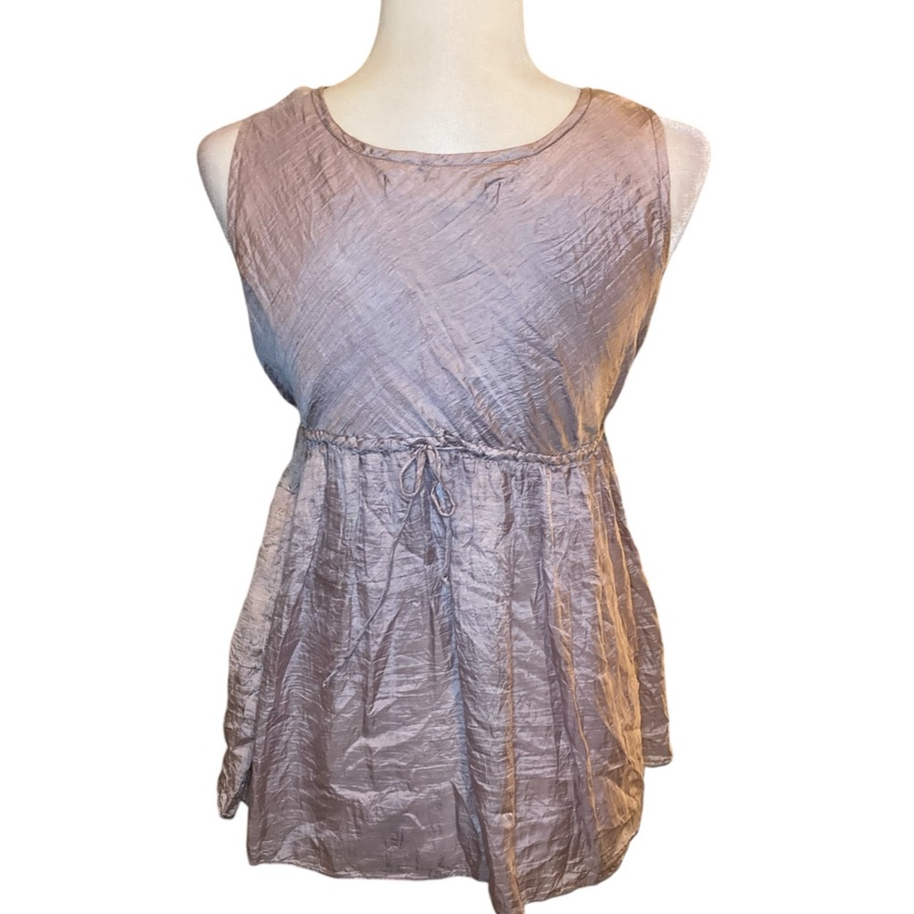 Ruffled top - Picture 2 of 3